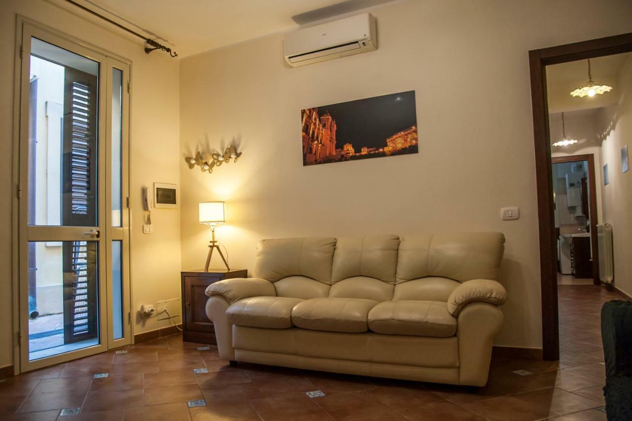 La Lanterna Casa Vacanze Apartment Noto Exterior photo